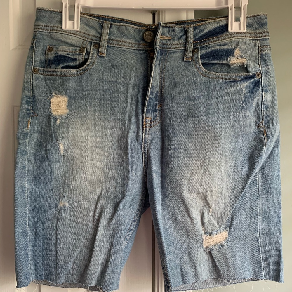 Tokyo Darling Cutoff Jorts Shorts Lightwash